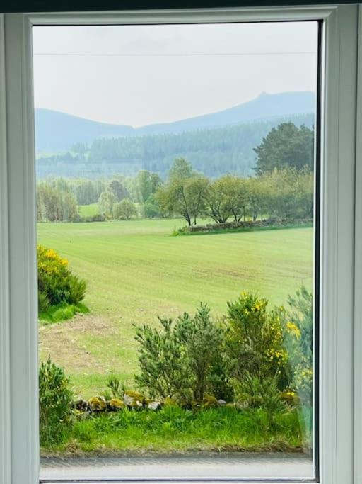 Cosy Country House In Deeside Finzean Quarto foto